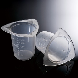 Cốc nhựa PP 3 miệng rót Biologix-USA